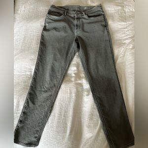 Faherty Grey 5 Pocket Stretch Terry Pants Size 33 Waist 30” length